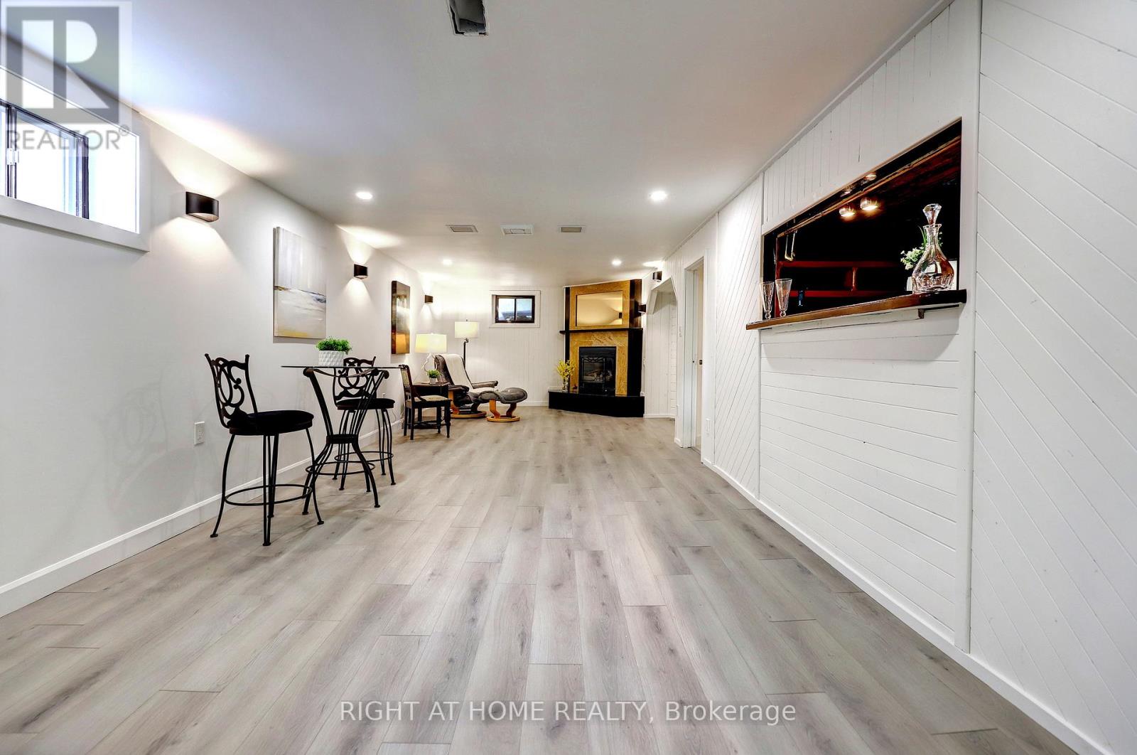 56 Cynthia Road, Toronto, Ontario  M6N 2P9 - Photo 5 - W12805950