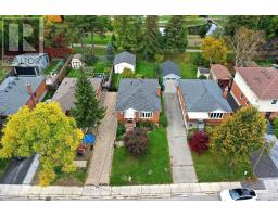 56 CYNTHIA ROAD, Toronto, Ontario