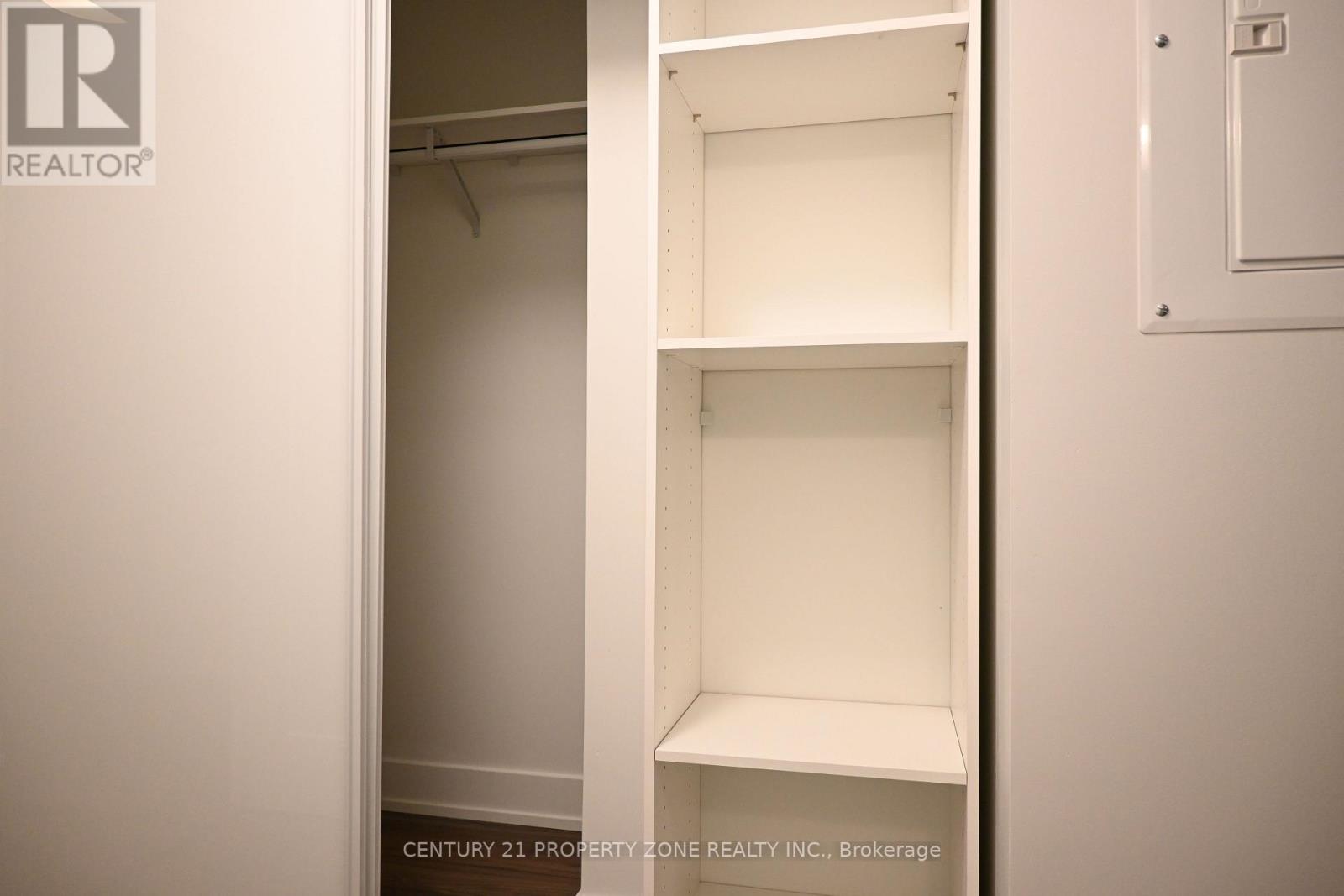 2002 - 10 Eva Road, Toronto, Ontario  M9C 0B3 - Photo 13 - W12805954