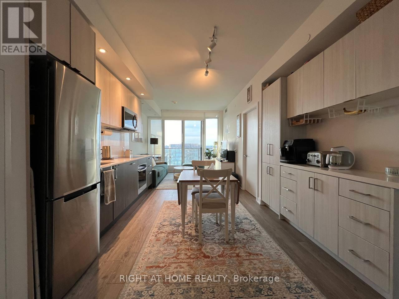 3501 - 1928 Lake Shore Blvd W Boulevard W, Toronto (South Parkdale), Ontario  M6S 0B1 - Photo 2 - W12806054