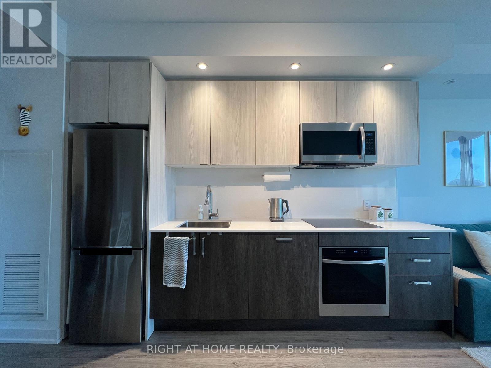 3501 - 1928 Lake Shore Blvd W Boulevard W, Toronto (South Parkdale), Ontario  M6S 0B1 - Photo 7 - W12806054