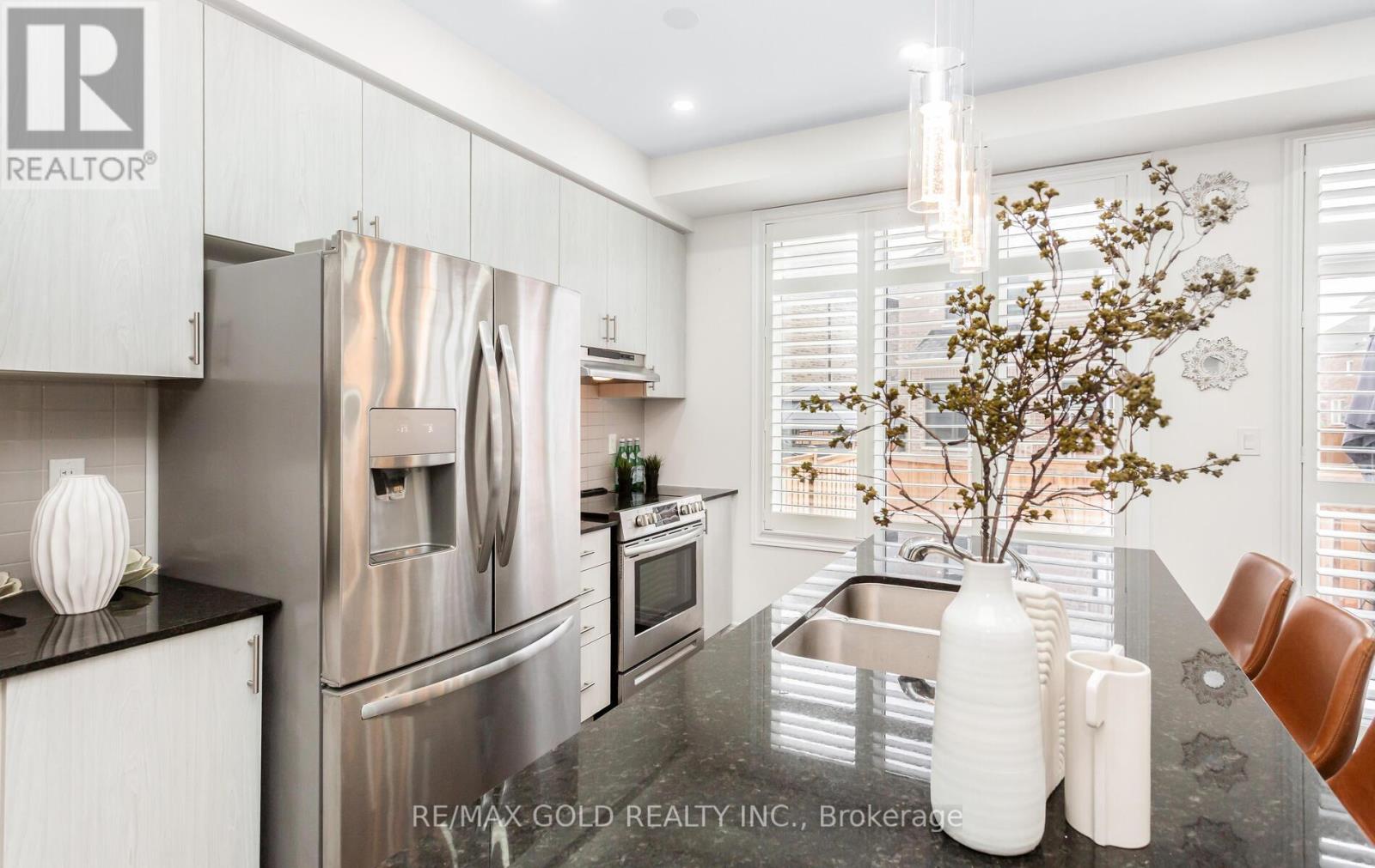 1322 Hamman Way, Milton (Fo Ford), Ontario  L9E 1L5 - Photo 17 - W12806098