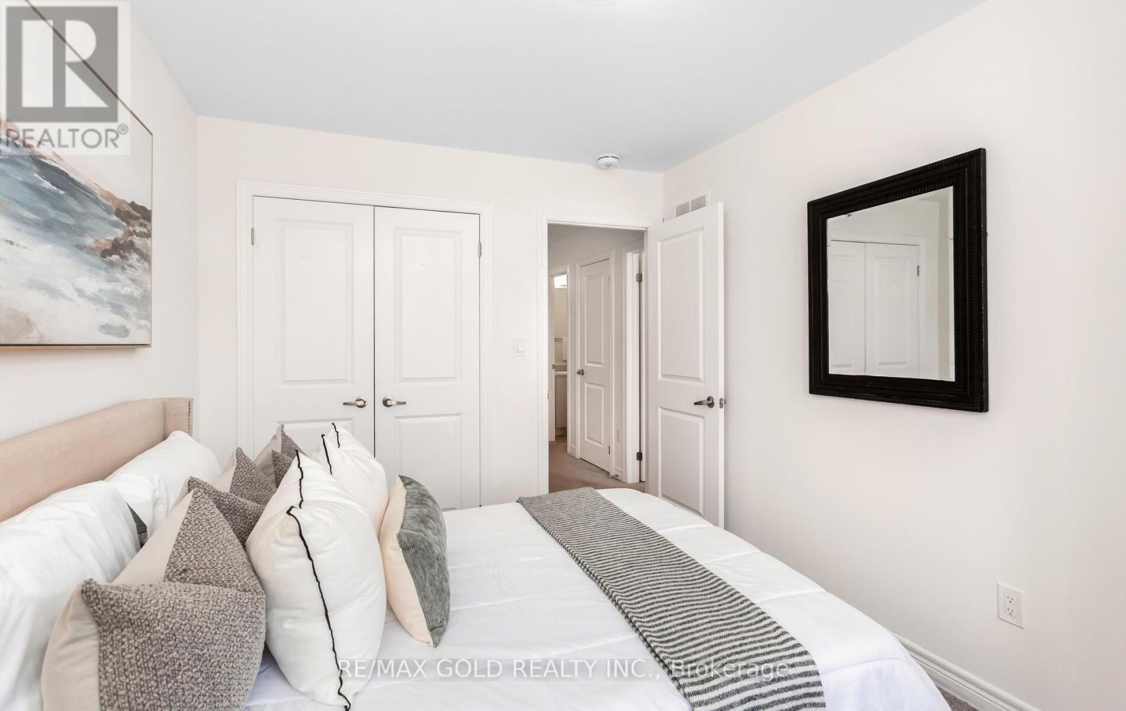 1322 Hamman Way, Milton (Fo Ford), Ontario  L9E 1L5 - Photo 31 - W12806098