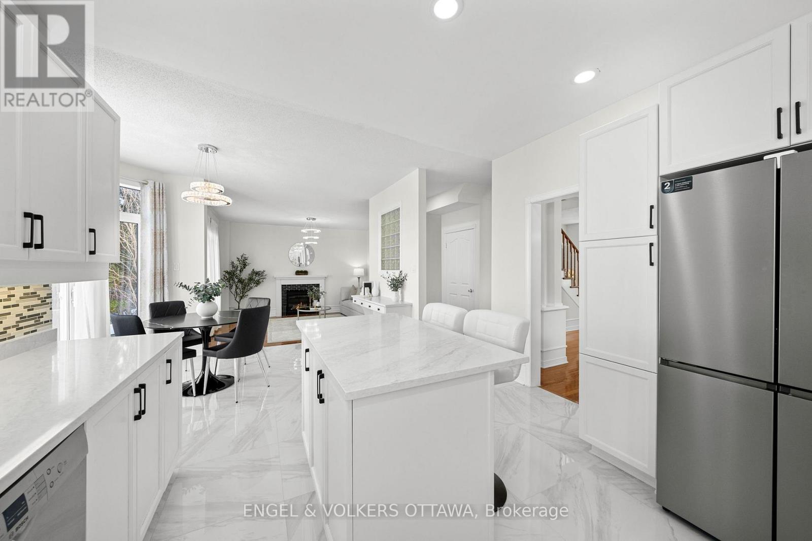 19 Black Tern Crescent, Ottawa, Ontario  K2M 2Z4 - Photo 7 - X12803202