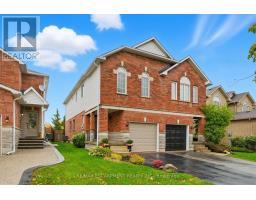 9 SLATER COURT, Hamilton, Ontario