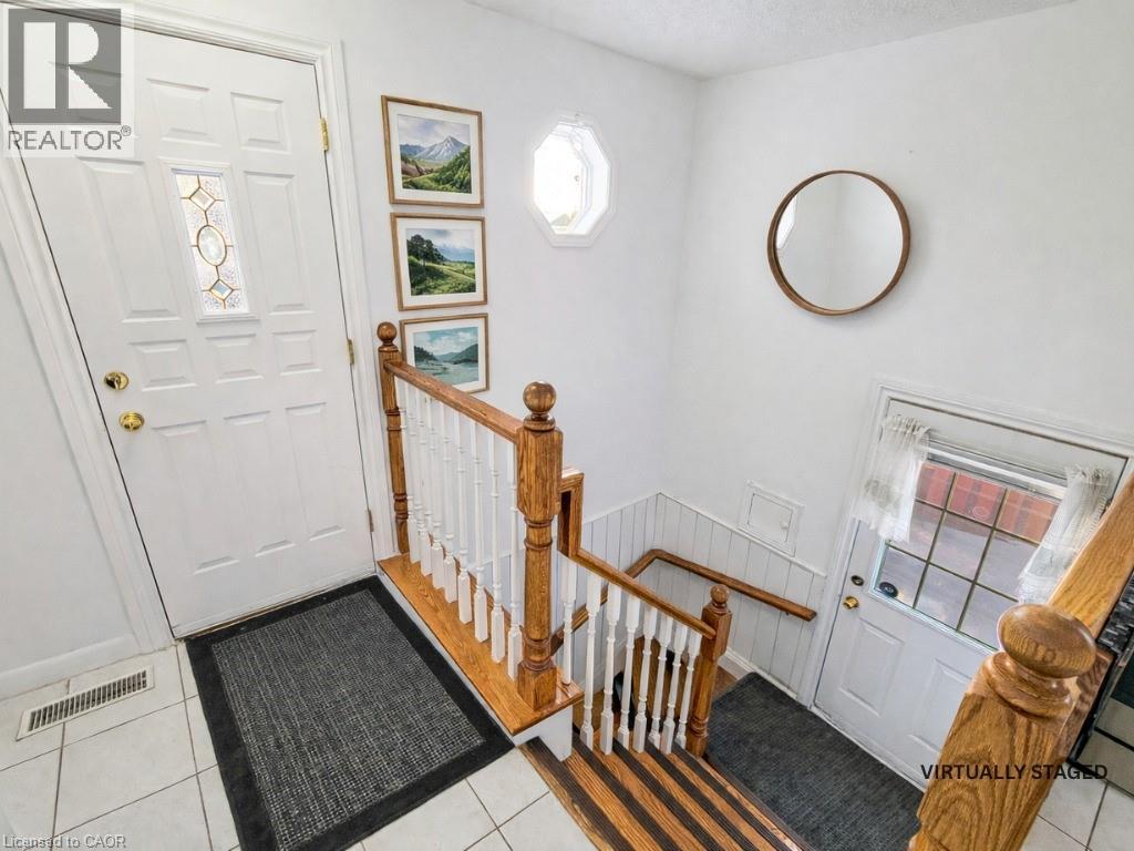 773 Queensdale Avenue E, Hamilton, Ontario  L8V 1M7 - Photo 3 - 40799902