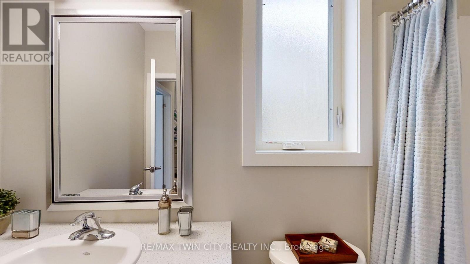 668 Chelton Road, London South, Ontario  N6M 0A1 - Photo 21 - X12806004