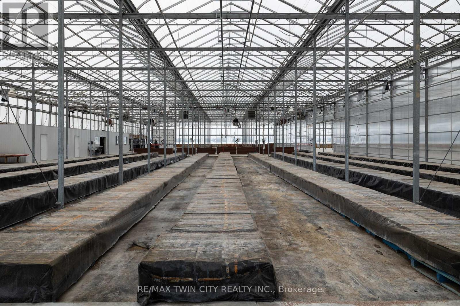 1888 Windham Centre Road, Norfolk, Ontario  N0A 2A0 - Photo 14 - X12806010