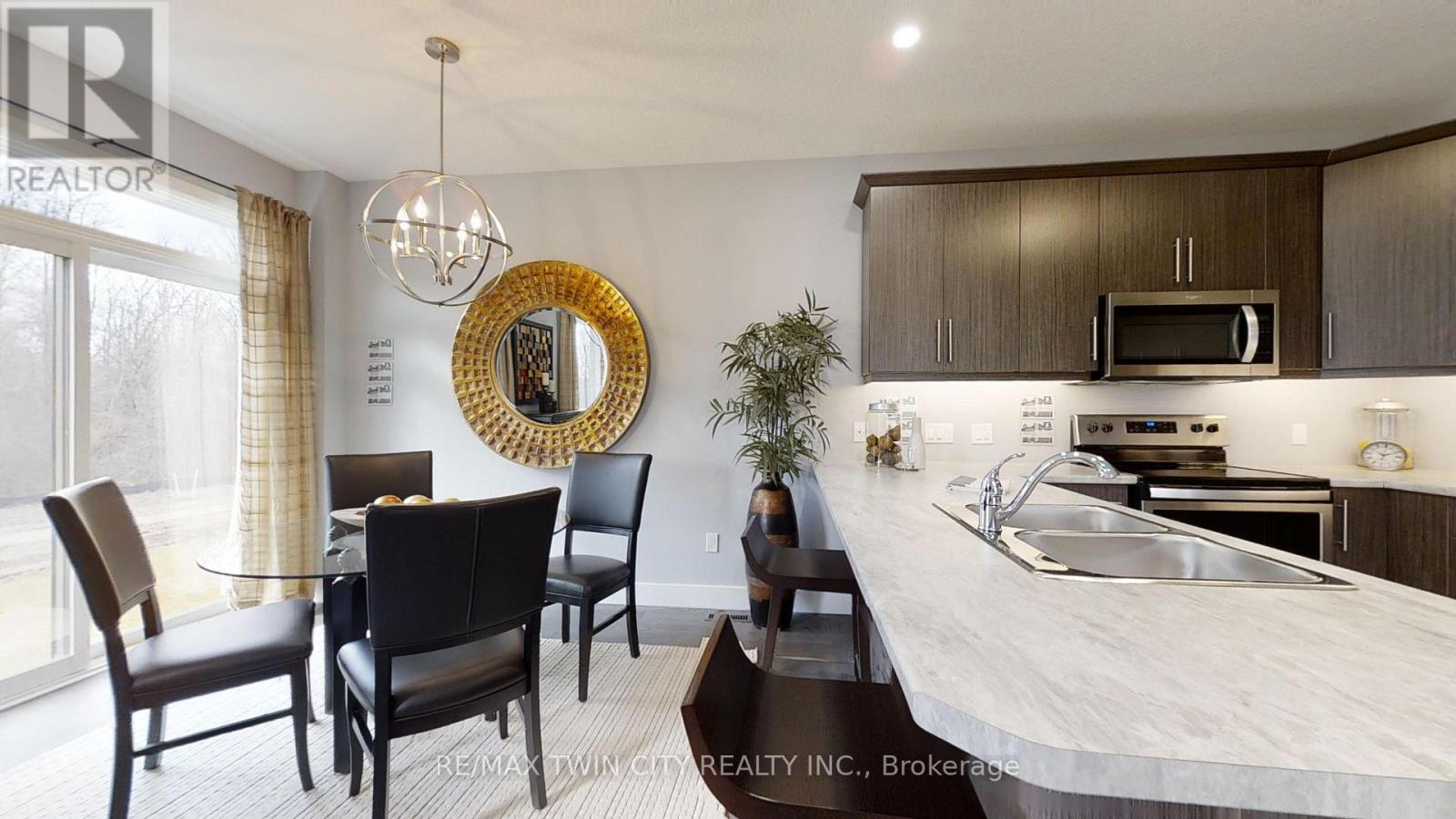 2024 Evans Boulevard, London South (South U), Ontario  N6M 0J6 - Photo 3 - X12806016