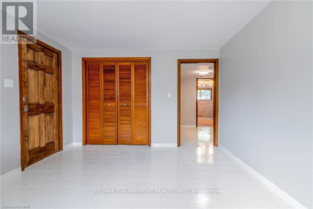 31 Westwood Crescent, Welland, Ontario  L3C 4R2 - Photo 23 - X12806062