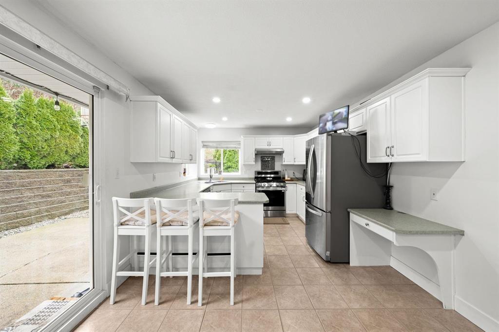 30980 Brookdale Court, Abbotsford, British Columbia  V2T 5S3 - Photo 14 - R3091847