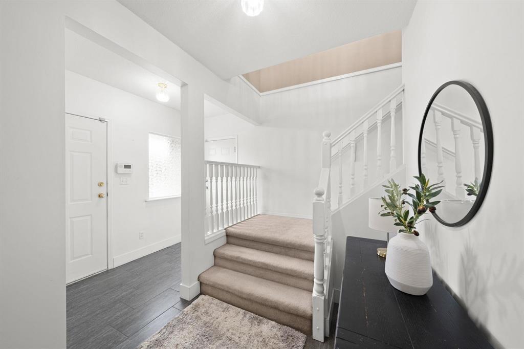 30980 Brookdale Court, Abbotsford, British Columbia  V2T 5S3 - Photo 4 - R3091847