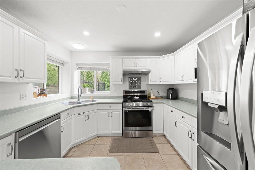 30980 Brookdale Court, Abbotsford, British Columbia  V2T 5S3 - Photo 13 - R3091847