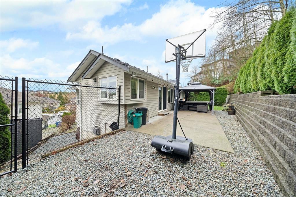 30980 Brookdale Court, Abbotsford, British Columbia  V2T 5S3 - Photo 33 - R3091847