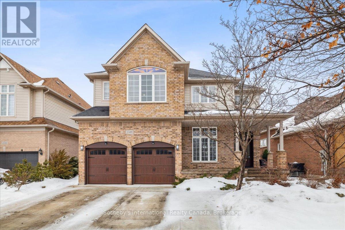 2509 ARMOUR CRESCENT, Burlington, Ontario