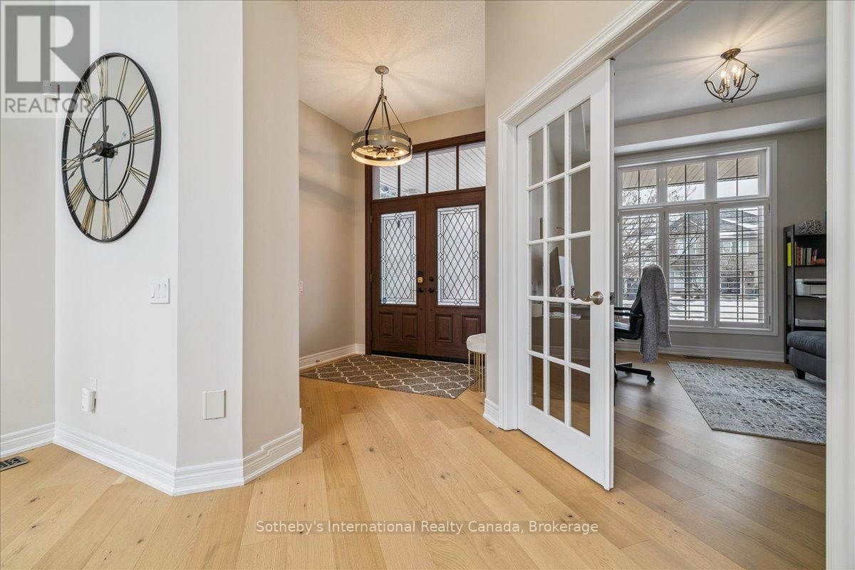 2509 Armour Crescent, Burlington, Ontario  L7M 4S7 - Photo 5 - W12806230