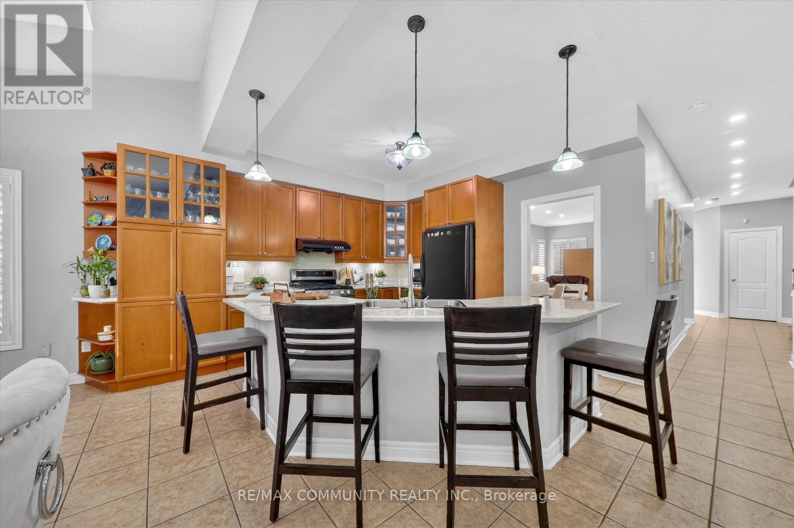 3367 Aquinas Avenue, Mississauga, Ontario  L5M 7L2 - Photo 14 - W12751296