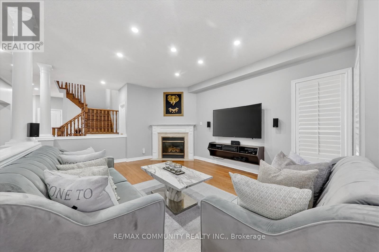 3367 Aquinas Avenue, Mississauga, Ontario  L5M 7L2 - Photo 11 - W12751296