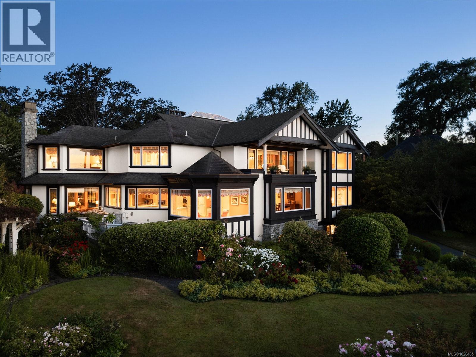 1580 Beach Dr, Oak Bay, British Columbia