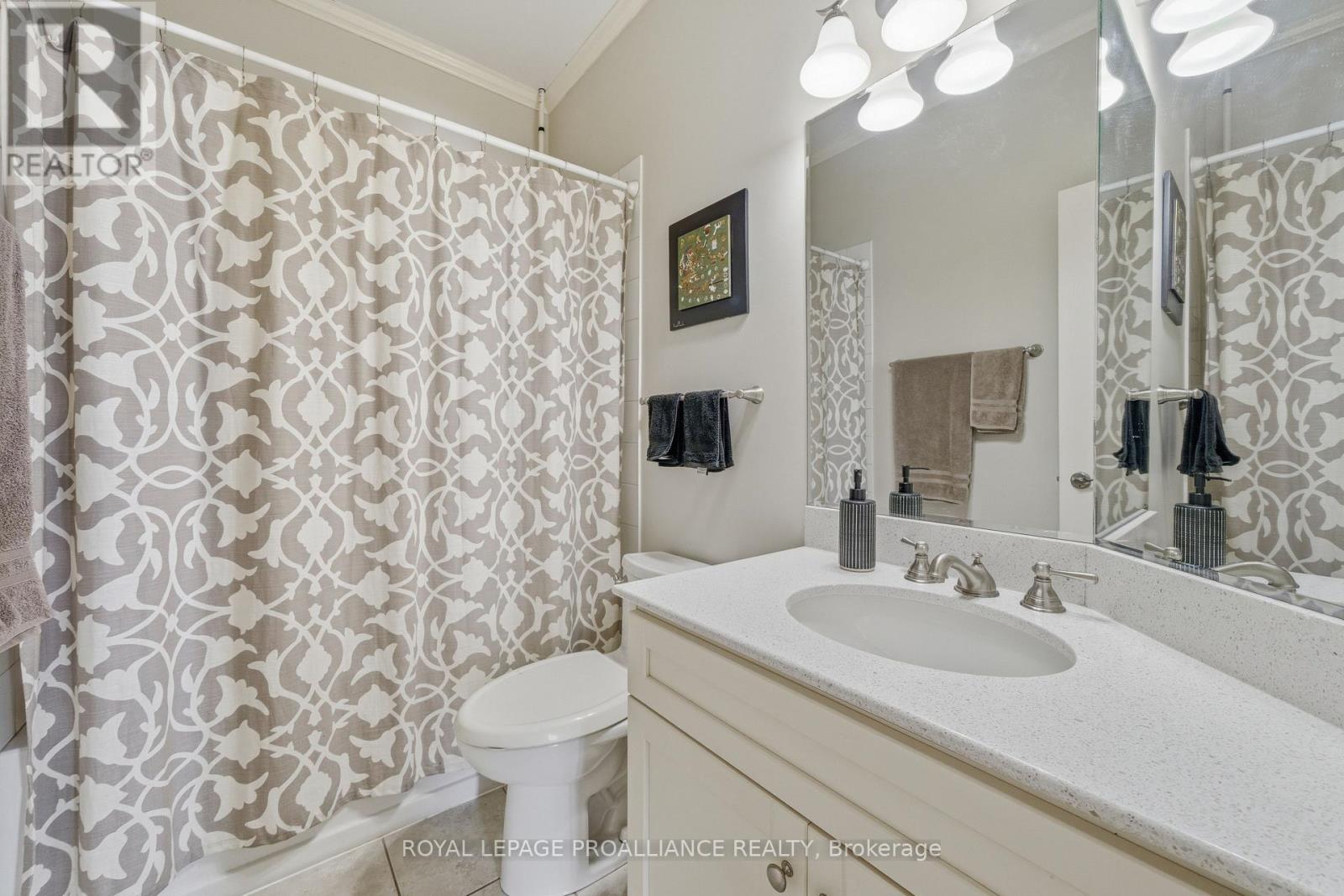 20 Pulla Street, Quinte West, Ontario  K8V 5P7 - Photo 26 - X12806258