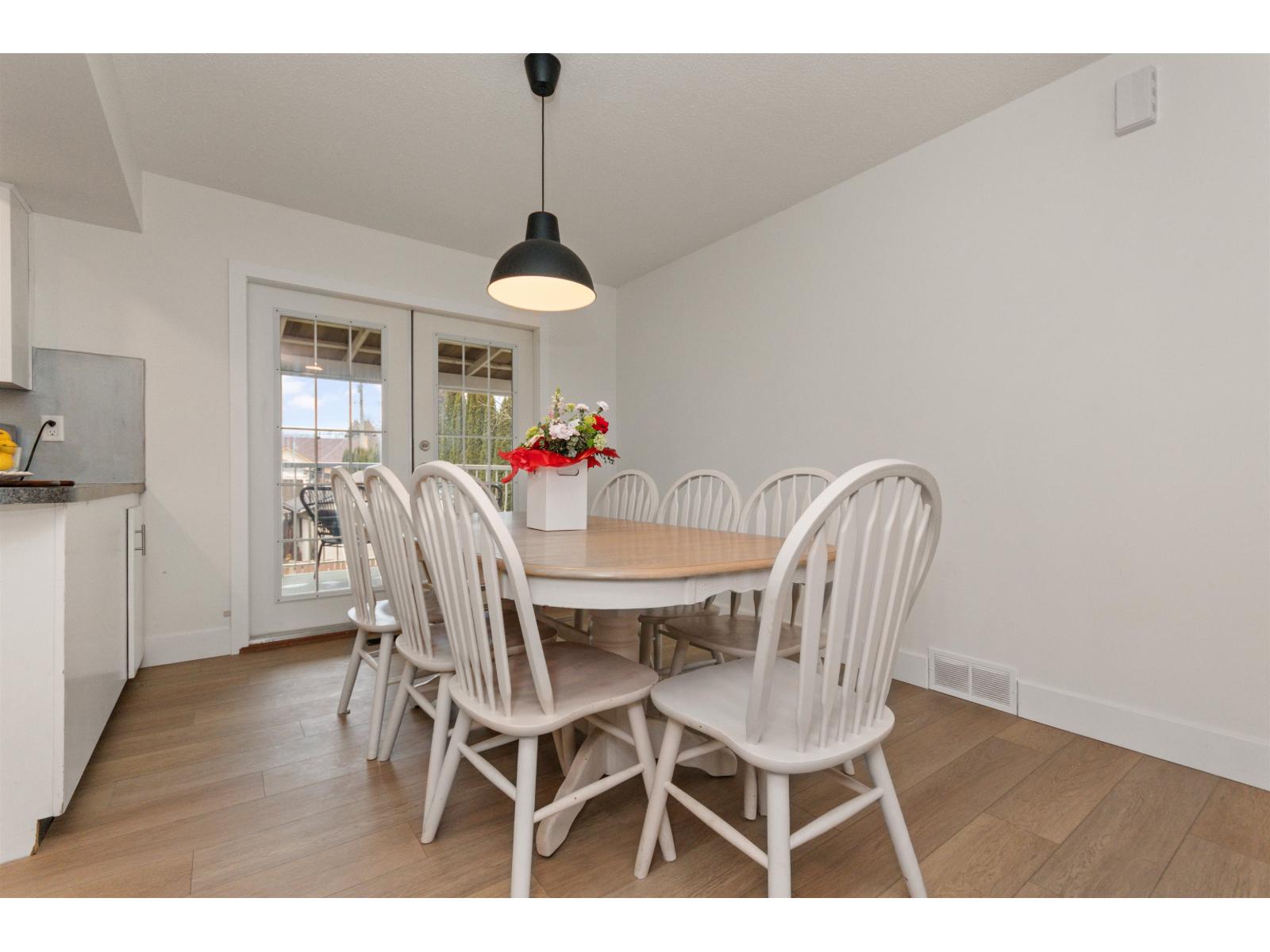 45601 Fernway Avenue, Chilliwack Proper West, Chilliwack, British Columbia  V2P 3B2 - Photo 8 - R3091905