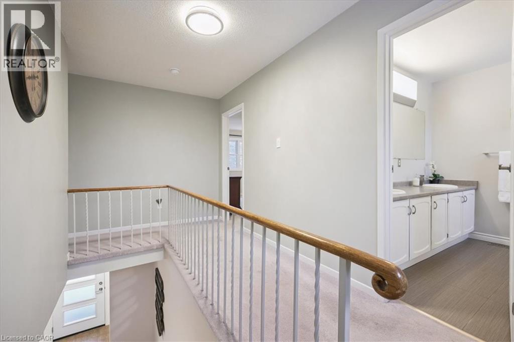 2387 Rushbury Court, Burlington, Ontario  L7P 3V8 - Photo 23 - 40806342