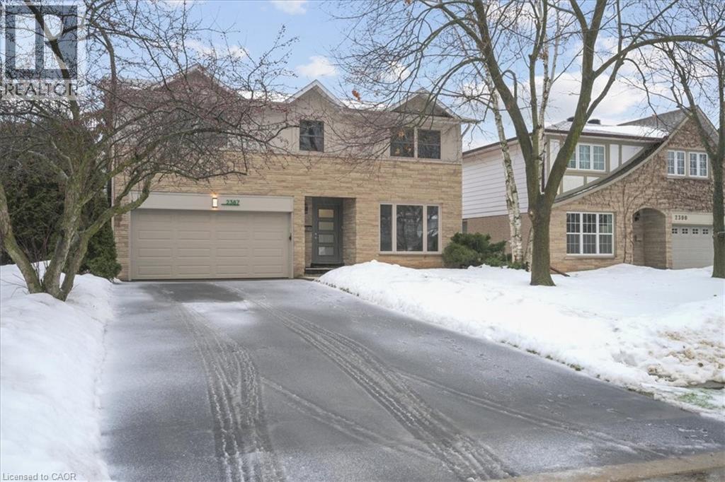 2387 Rushbury Court, Burlington, Ontario  L7P 3V8 - Photo 2 - 40806342