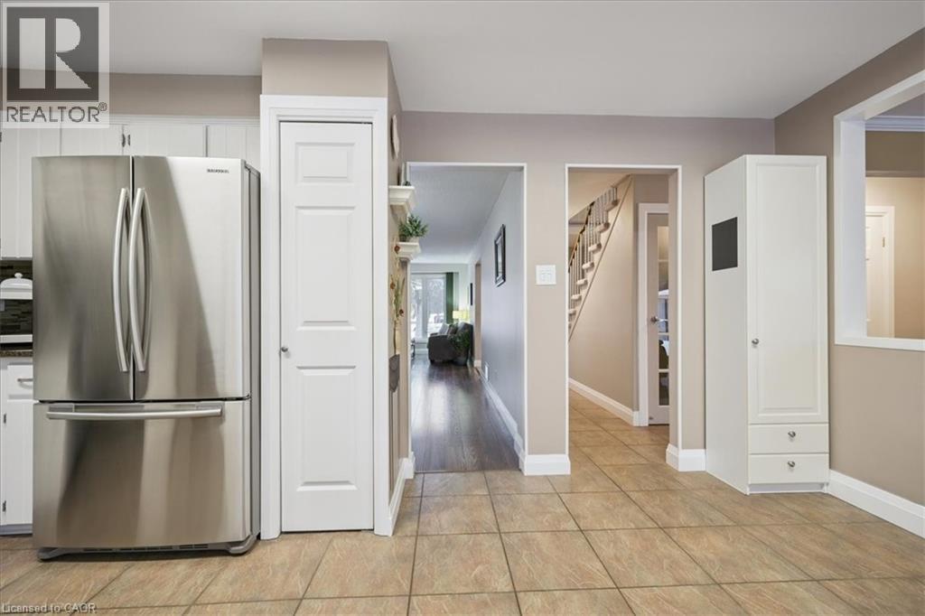 2387 Rushbury Court, Burlington, Ontario  L7P 3V8 - Photo 15 - 40806342