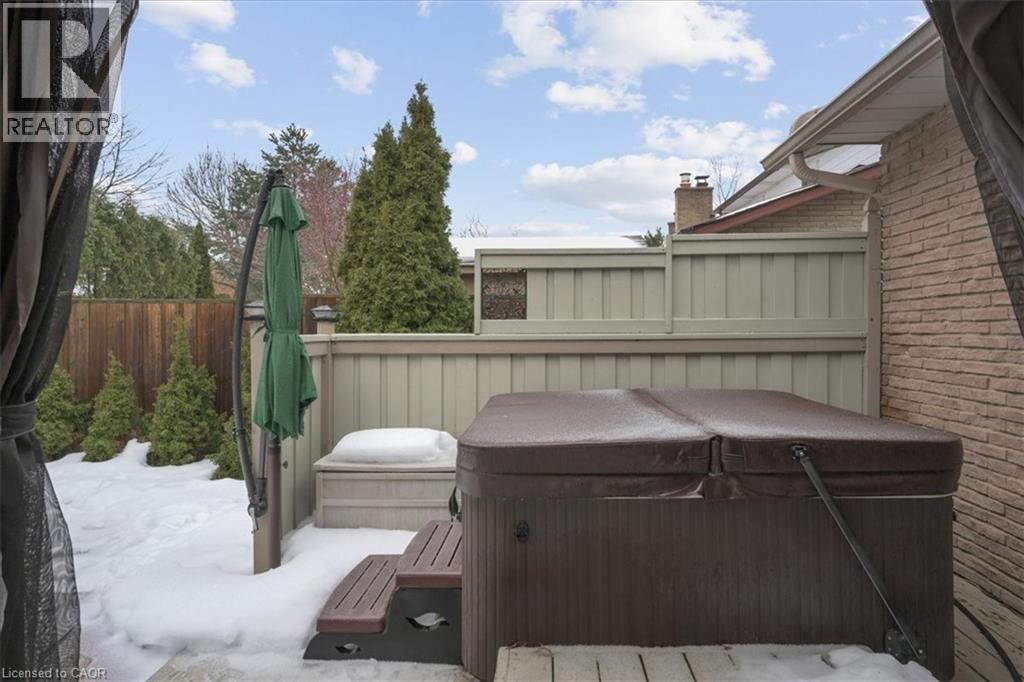 2387 Rushbury Court, Burlington, Ontario  L7P 3V8 - Photo 43 - 40806342