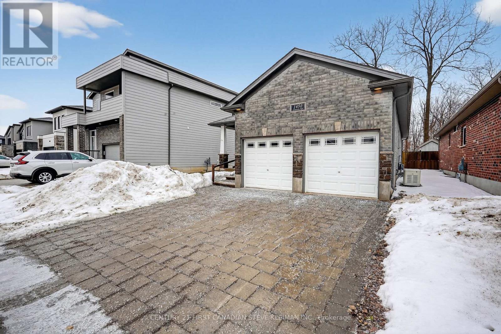 Photo 5 of 47 for 1450 Lawson Road