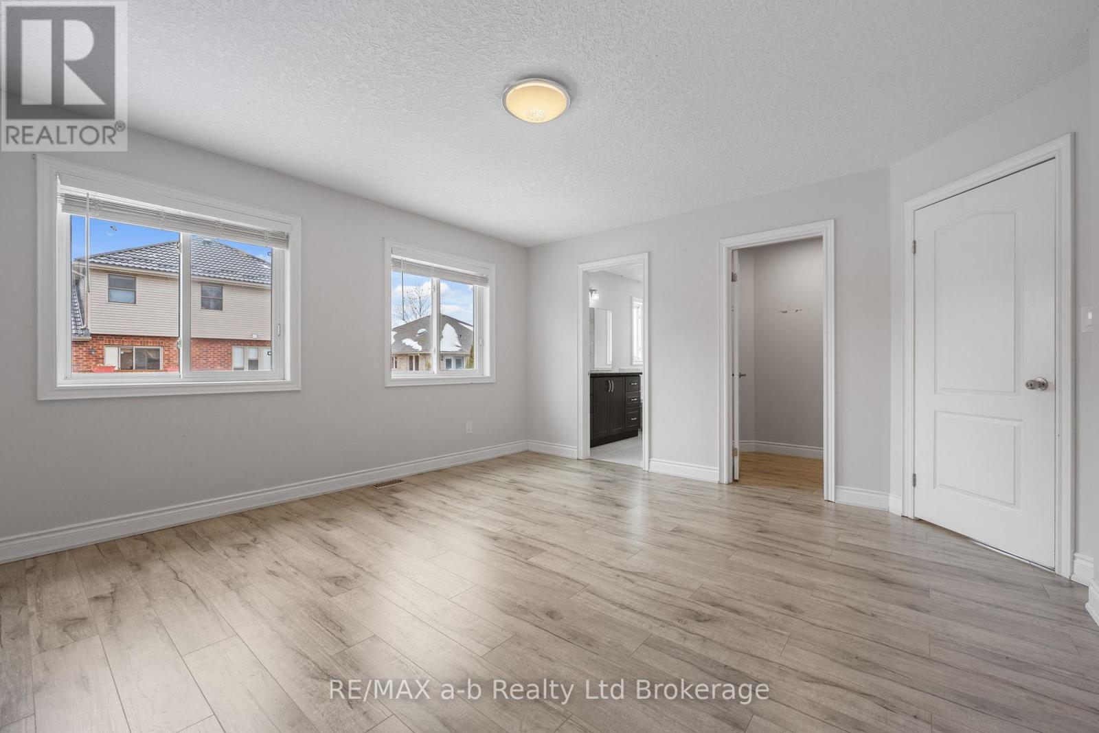 687 Spitfire Street, Woodstock, Ontario  N4T 0B1 - Photo 20 - X12805606