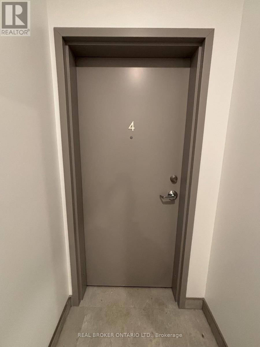 4 - 184 Woodroffe Avenue, Ottawa, Ontario  K2A 3T9 - Photo 2 - X12806170