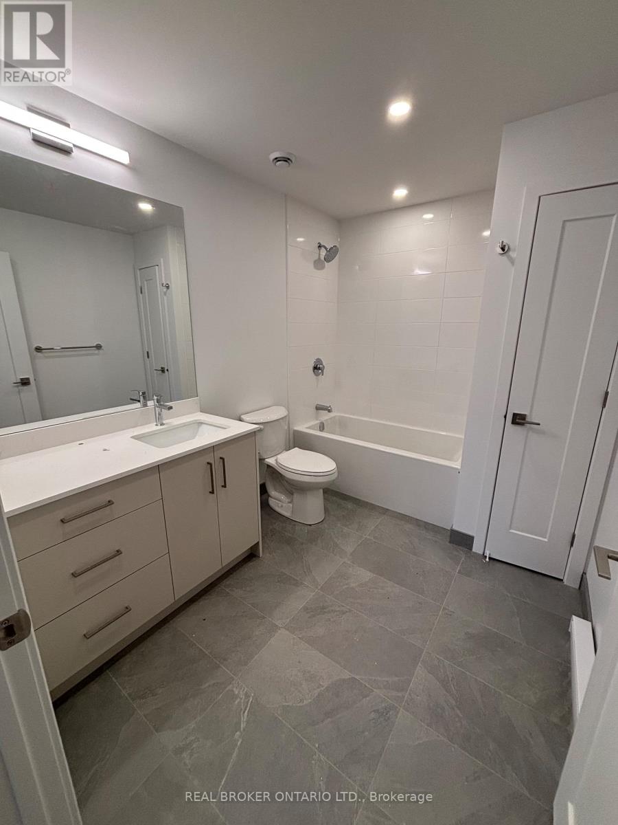 4 - 184 Woodroffe Avenue, Ottawa, Ontario  K2A 3T9 - Photo 7 - X12806170