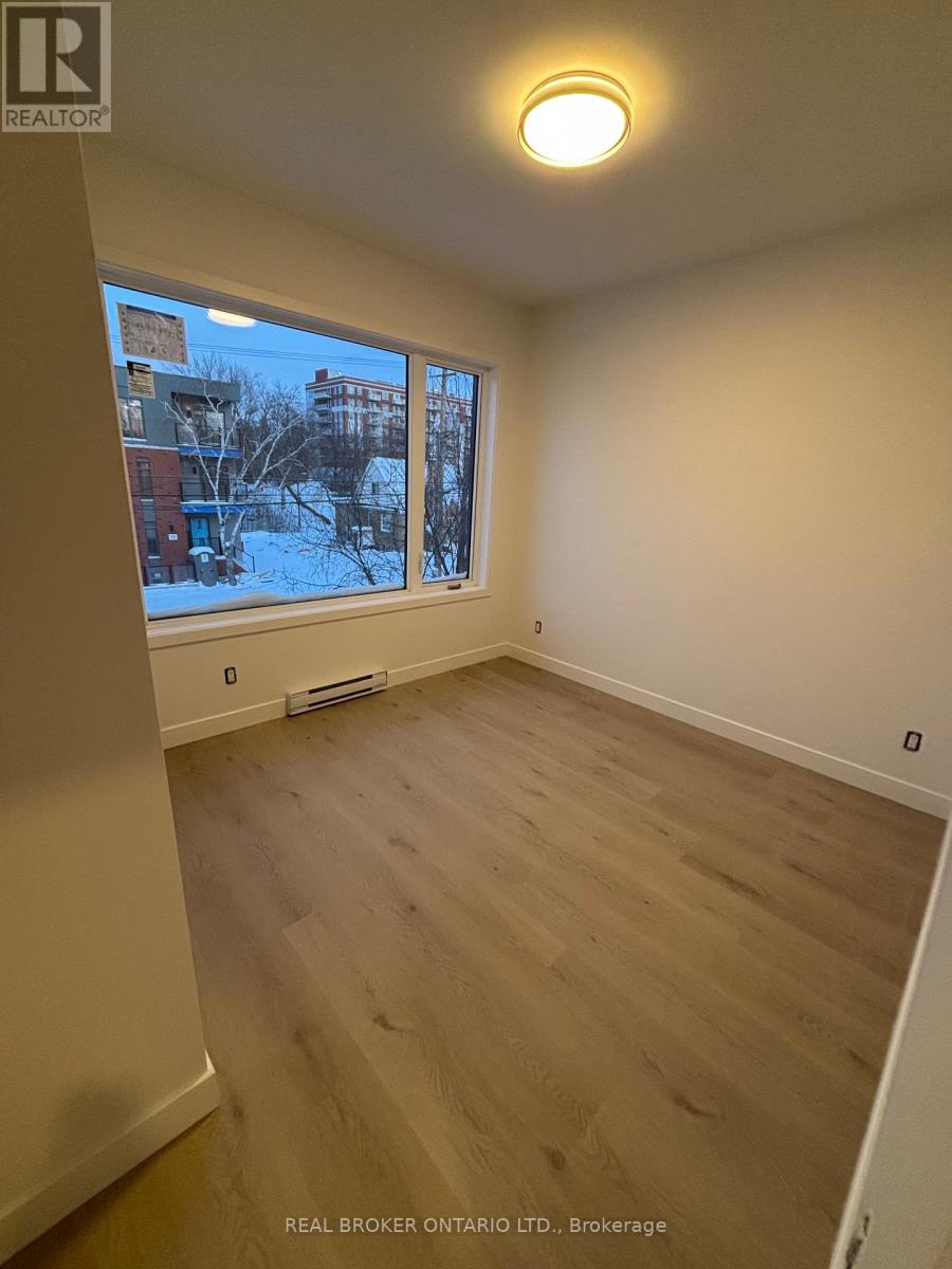 5 - 184 Woodroffe Avenue, Ottawa, Ontario  K2A 3T9 - Photo 6 - X12806178