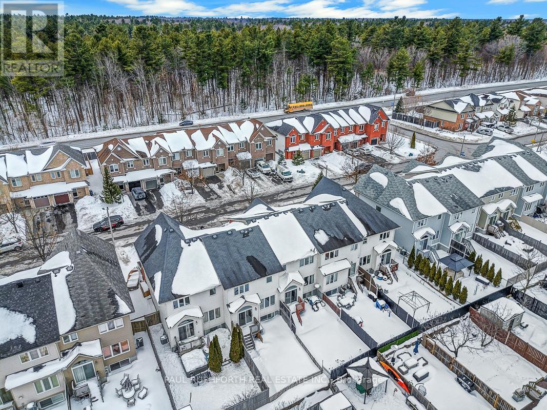 419 Galatina Way, Ottawa, Ontario  K2K 0E7 - Photo 41 - X12806202