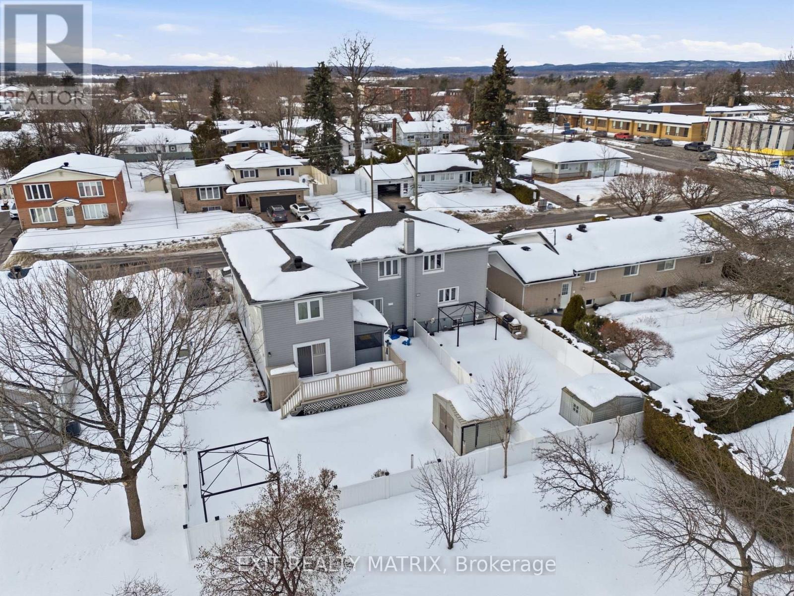 1691-1695 Saint-Laurent Street, Clarence-Rockland, Ontario  K4K 1C2 - Photo 44 - X12806278