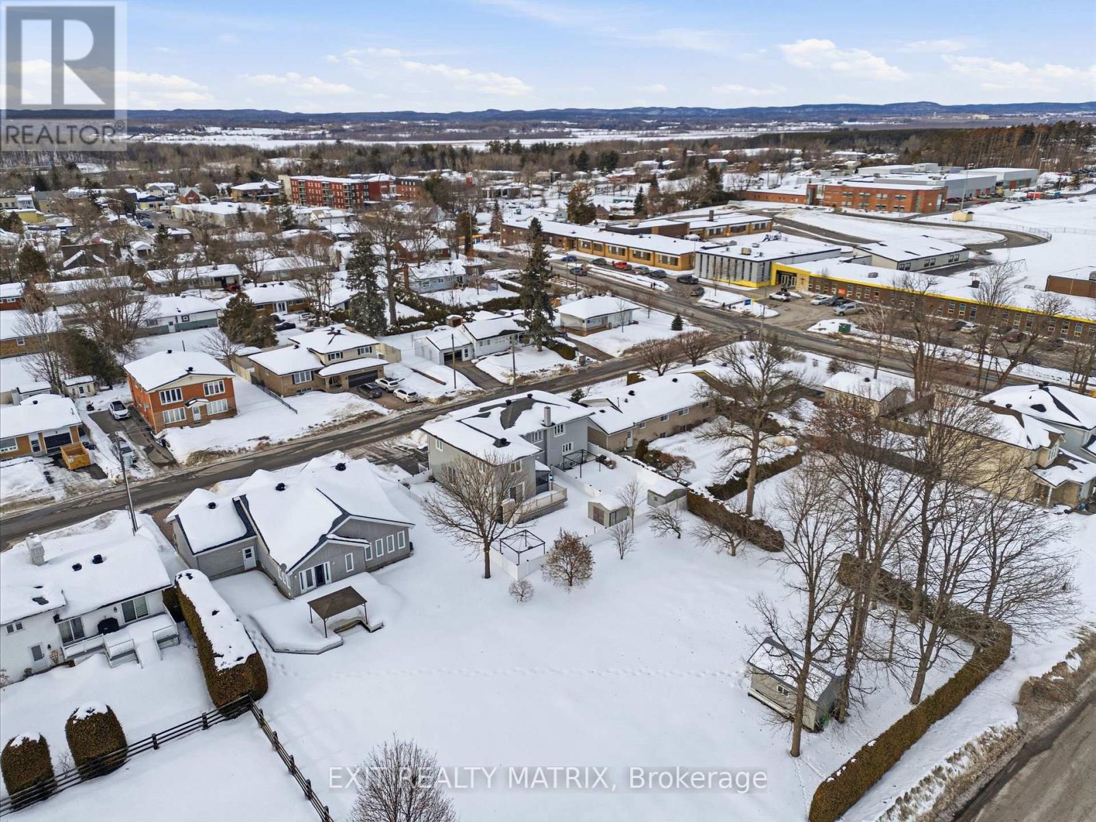 1691-1695 Saint-Laurent Street, Clarence-Rockland, Ontario  K4K 1C2 - Photo 45 - X12806278