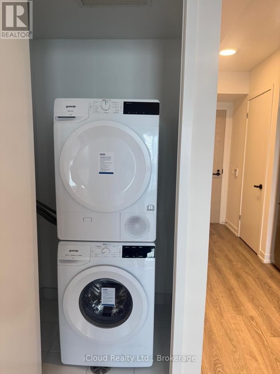 1602 - 195 Commerce Street, Vaughan, Ontario  L4K 0P9 - Photo 18 - N12805872