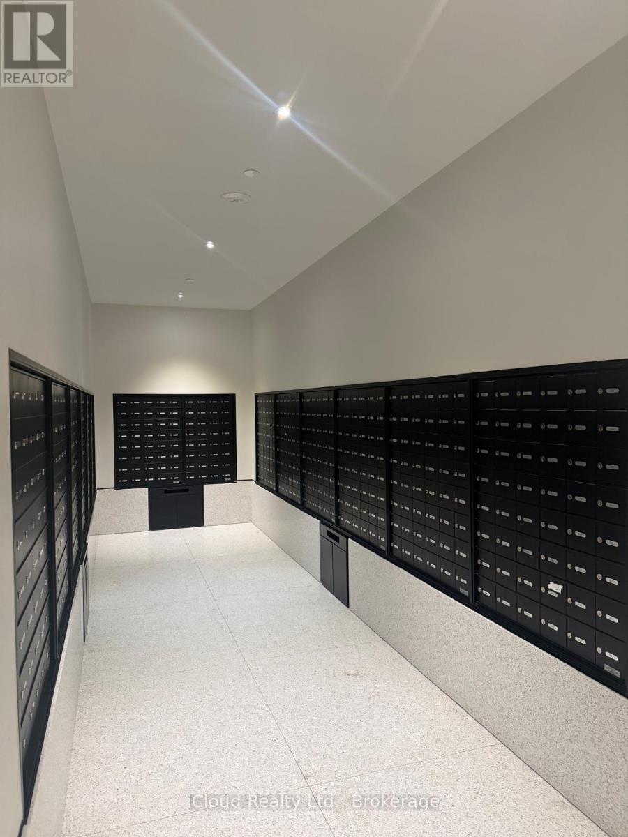 1602 - 195 Commerce Street, Vaughan, Ontario  L4K 0P9 - Photo 7 - N12805872