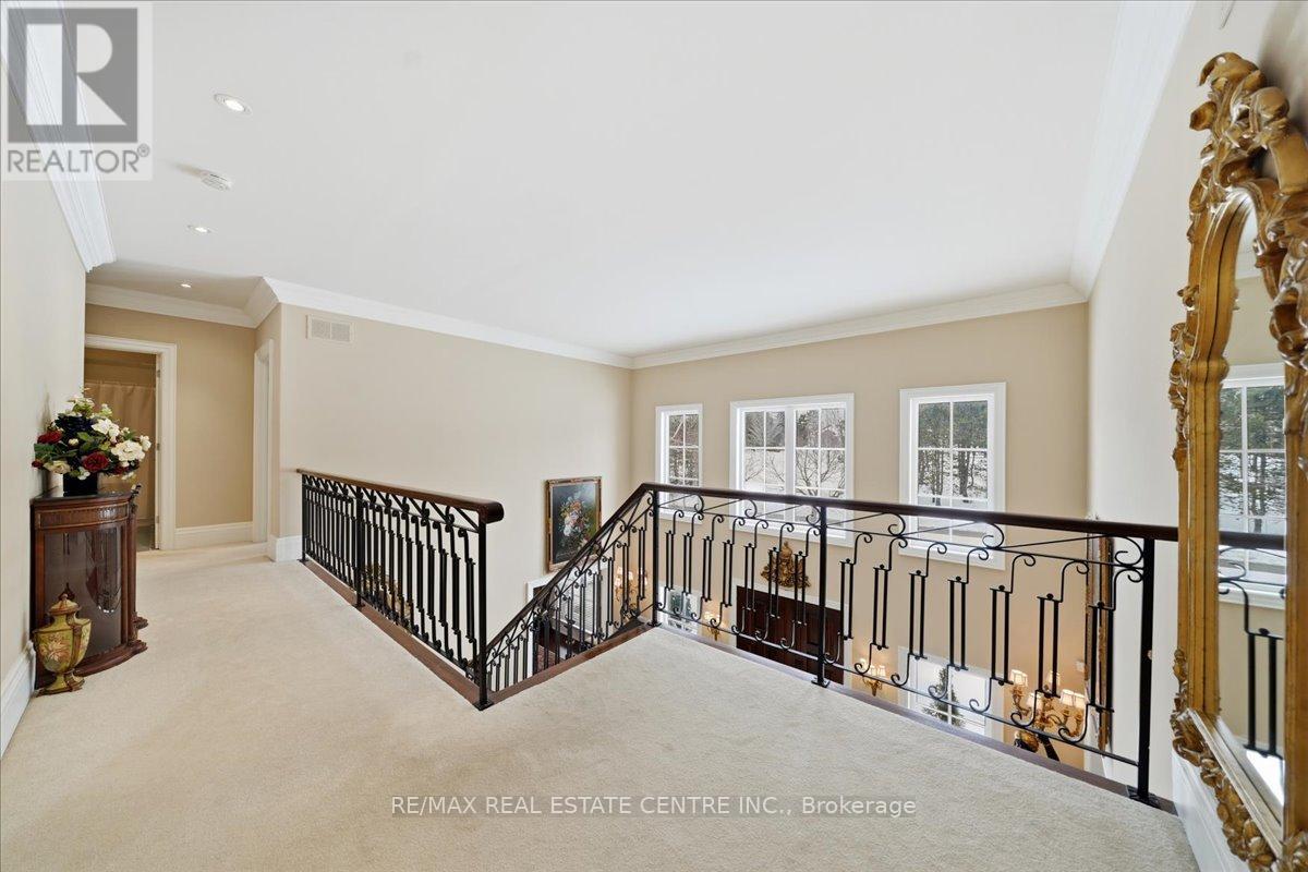 65 Kingswood Drive, King, Ontario  L7B 1K8 - Photo 21 - N12806104