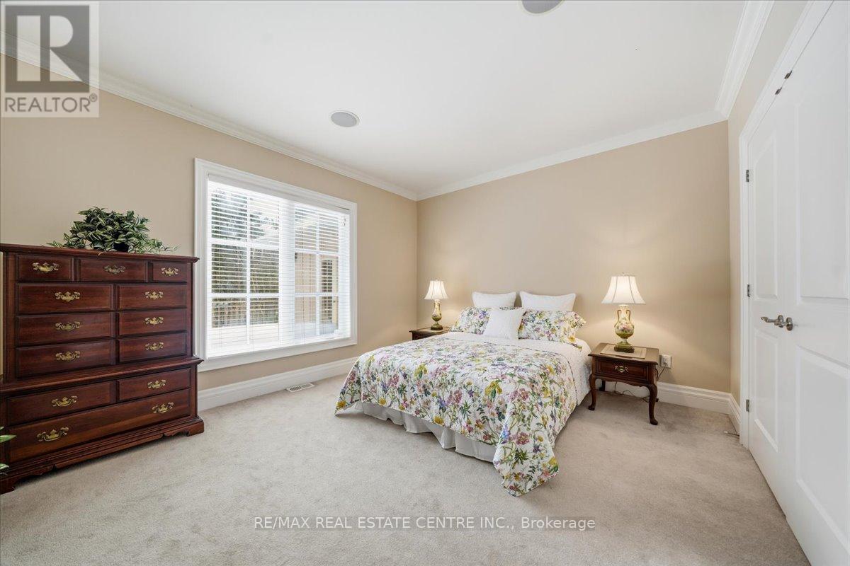 65 Kingswood Drive, King, Ontario  L7B 1K8 - Photo 25 - N12806104