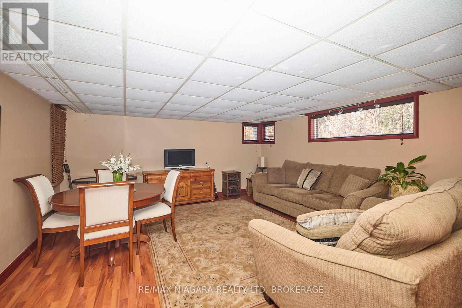 1121 Pettit Road, Fort Erie, Ontario  L2A 5A2 - Photo 28 - X12806218