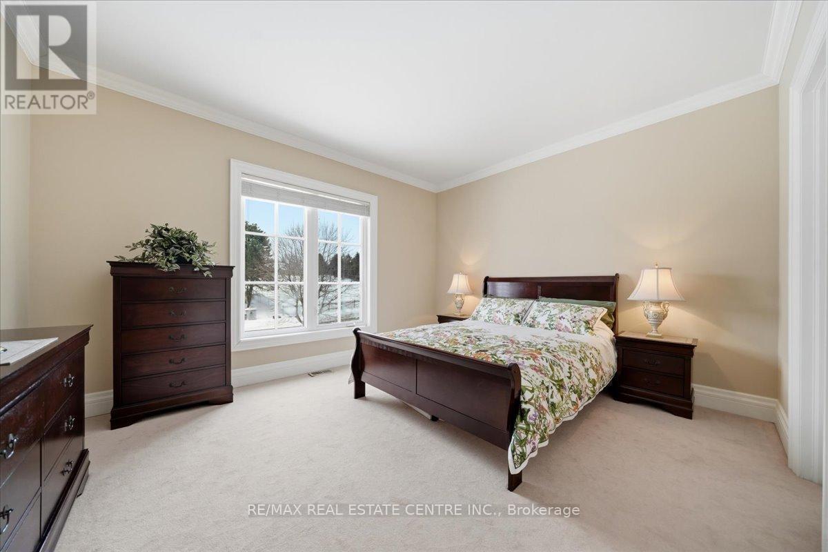 65 Kingswood Drive, King, Ontario  L7B 1K8 - Photo 29 - N12806104