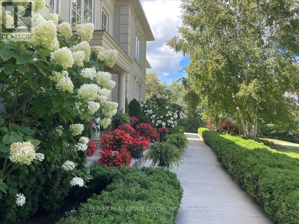 65 Kingswood Drive, King, Ontario  L7B 1K8 - Photo 44 - N12806104