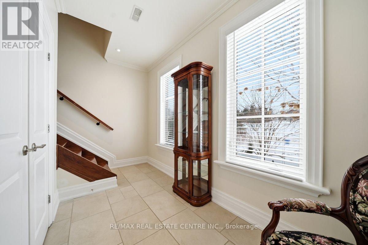 65 Kingswood Drive, King, Ontario  L7B 1K8 - Photo 31 - N12806104