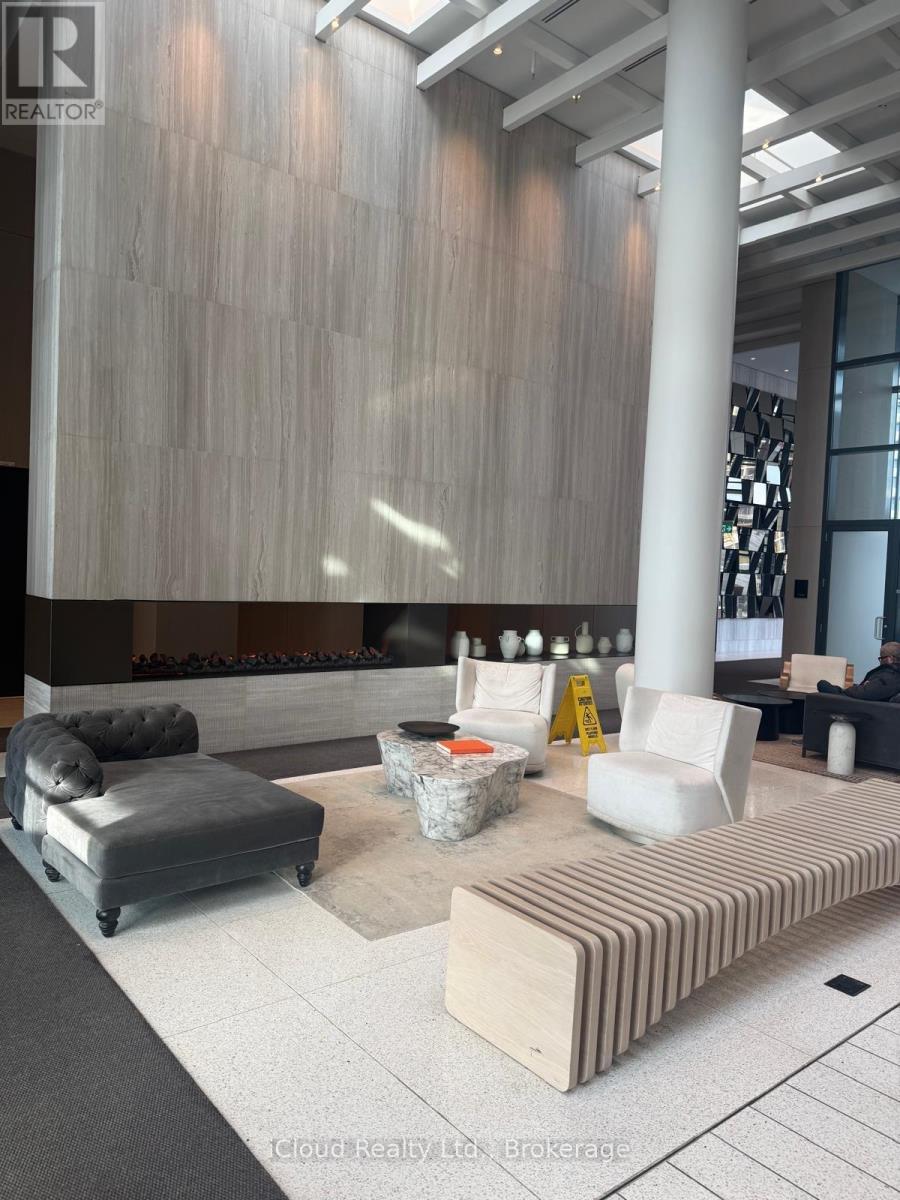 1602 - 195 Commerce Street, Vaughan, Ontario  L4K 0P9 - Photo 4 - N12805872