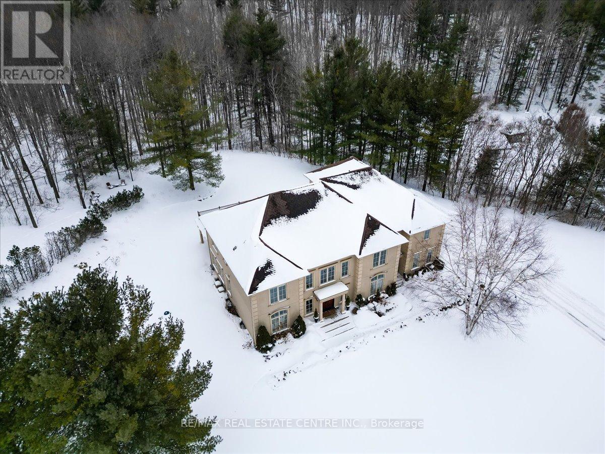 65 Kingswood Drive, King, Ontario  L7B 1K8 - Photo 49 - N12806104