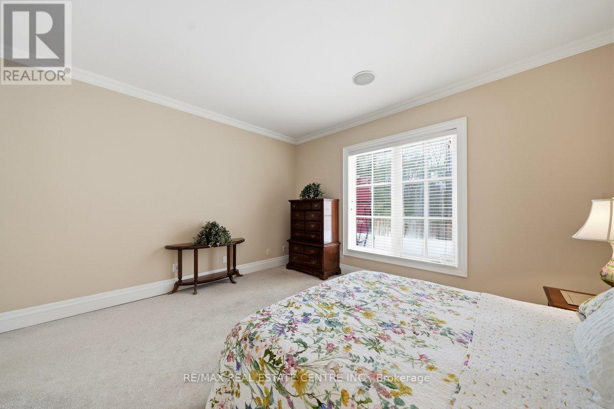 65 Kingswood Drive, King, Ontario  L7B 1K8 - Photo 26 - N12806104