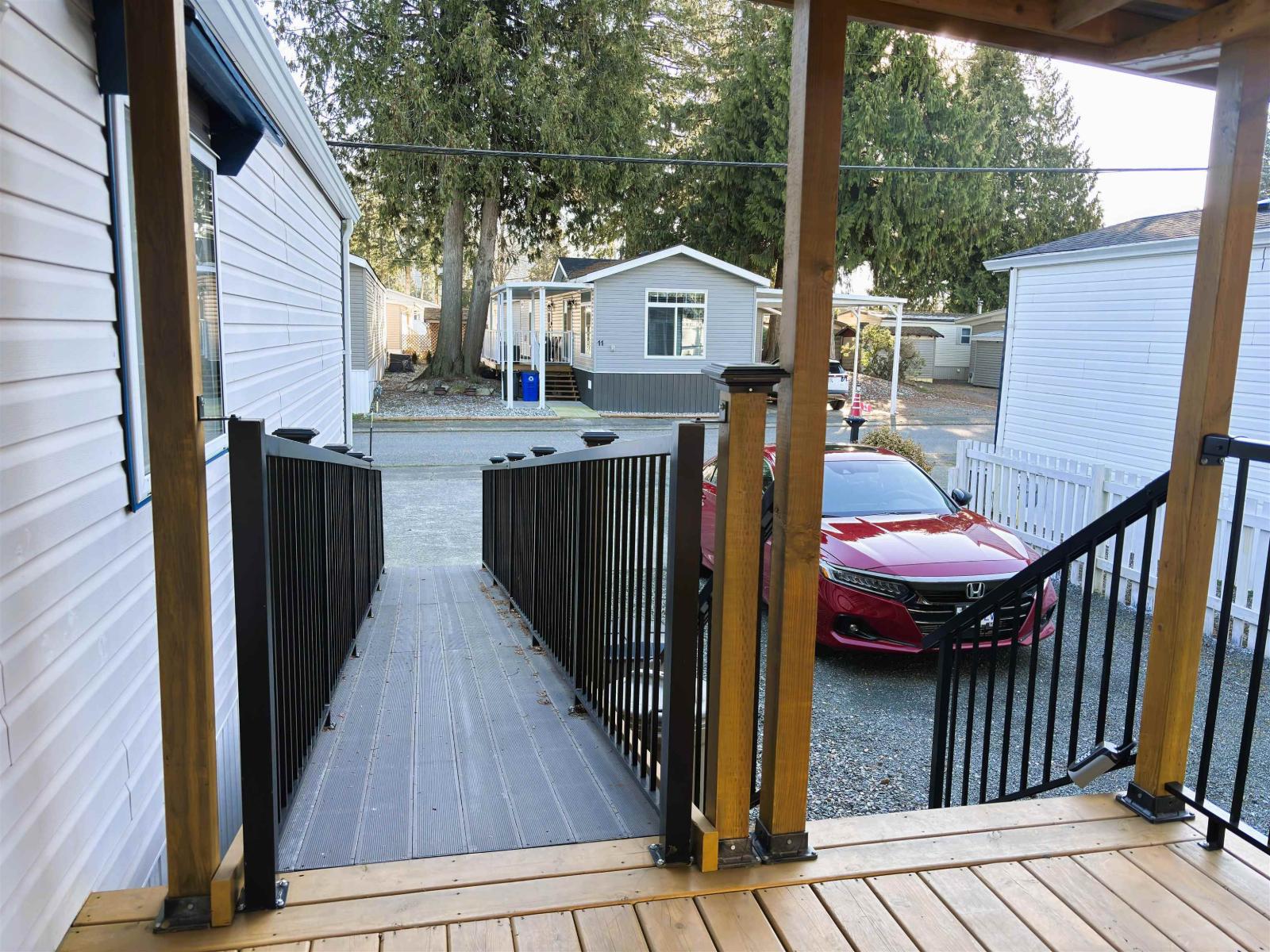 4 6338 Vedder Road, Sardis South, Chilliwack, British Columbia  V2R 1C6 - Photo 2 - R3038918