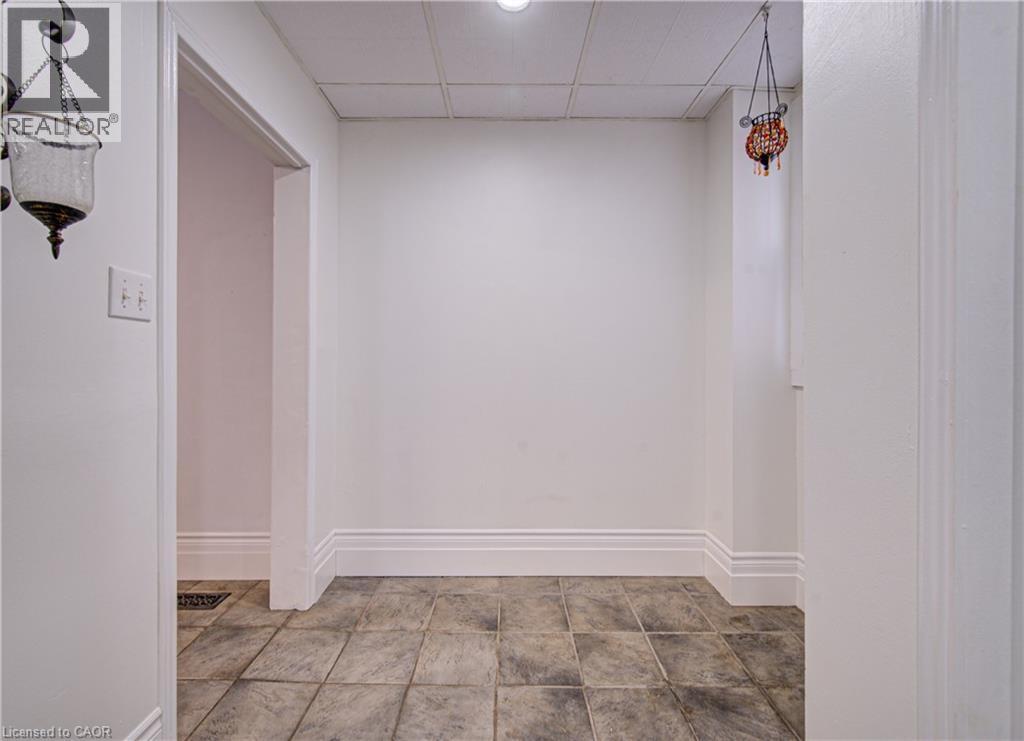 186 Wellington Street, Cambridge, Ontario  N1R 3Z3 - Photo 23 - 40802492